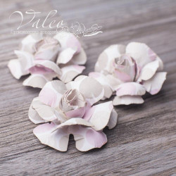 Набір квітів Valeo Троянди паперові 40*40мм бежево-рожевий 3шт V2951