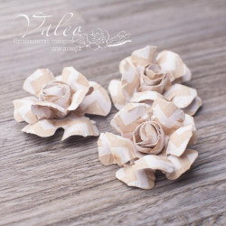 Набір квітів Valeo Троянди паперові 40*40мм бежевий зигзаг 3шт V2952