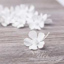 Набір квітів Valeo Польові з фоамірану 20*20мм білий 12шт V3033