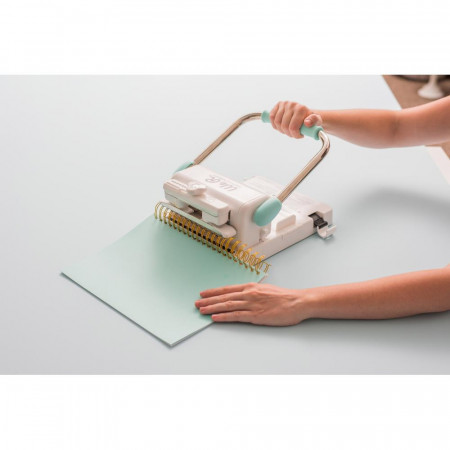 Біндер We R Memory Keepers Cinch Book Binding Tool V2