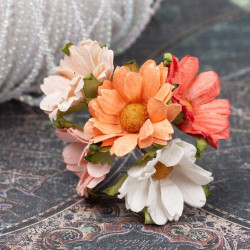 Букет хризантем біло-жовтогарячий, 5шт