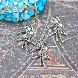 Підвіска металева дівчинка срібло 18*27мм, 1шт