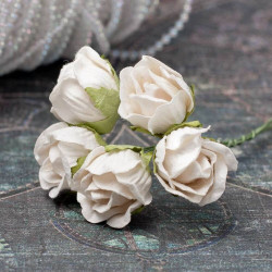 Букет троянд Wild Rosebuds Large 20мм білі, 5шт